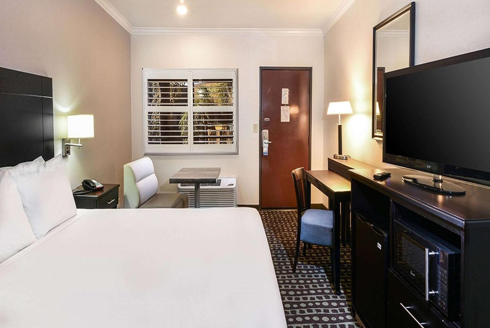Travelodge By Wyndham Commerce Los Angeles Area Luaran gambar