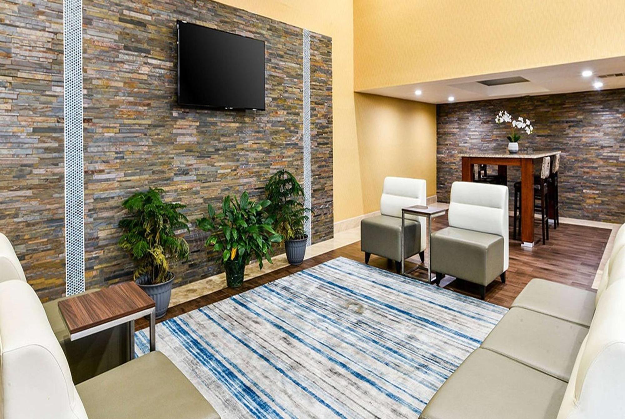Travelodge By Wyndham Commerce Los Angeles Area Luaran gambar